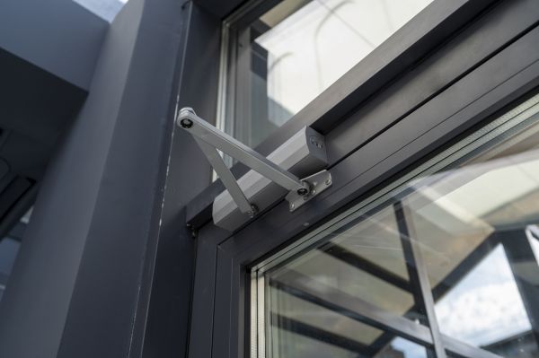 Cost of Door Closer Mounting in Peachtree City